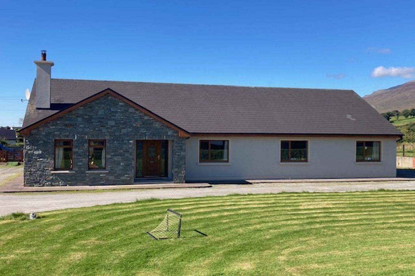 Castledrum, Castlemaine, Co. Kerry, V93C8D6