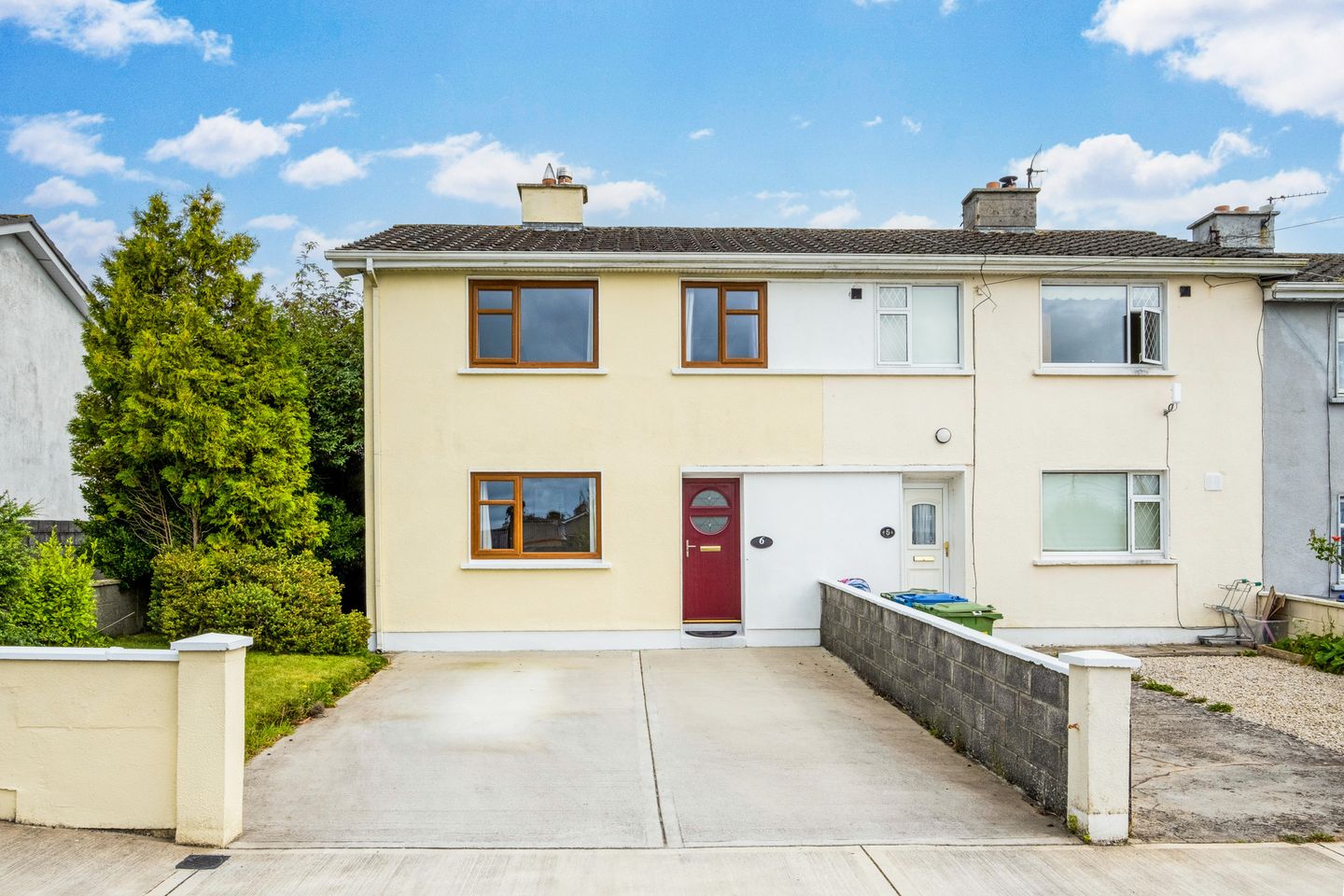 6 Fahy Gardens, Loughrea, Co. Galway, H62KF72 is for sale on Daft.ie
