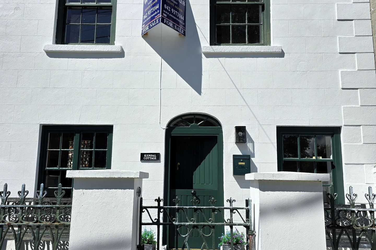 Kendall Cottage, Castle Hill, Carlingford, Co. Louth, A91YF38 is for