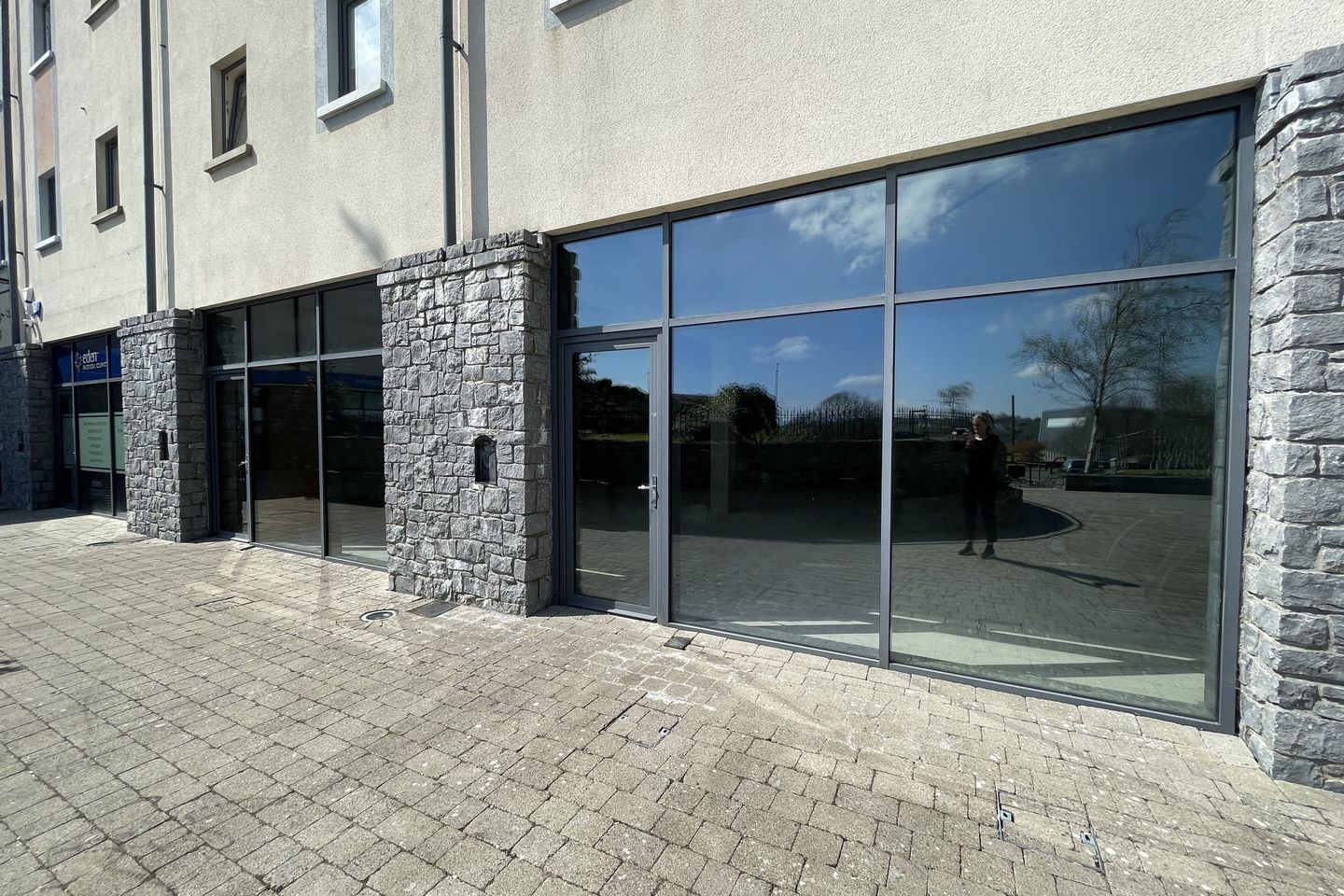 Commercial property for rent in Turnog, Headford Road, Galway City Centre