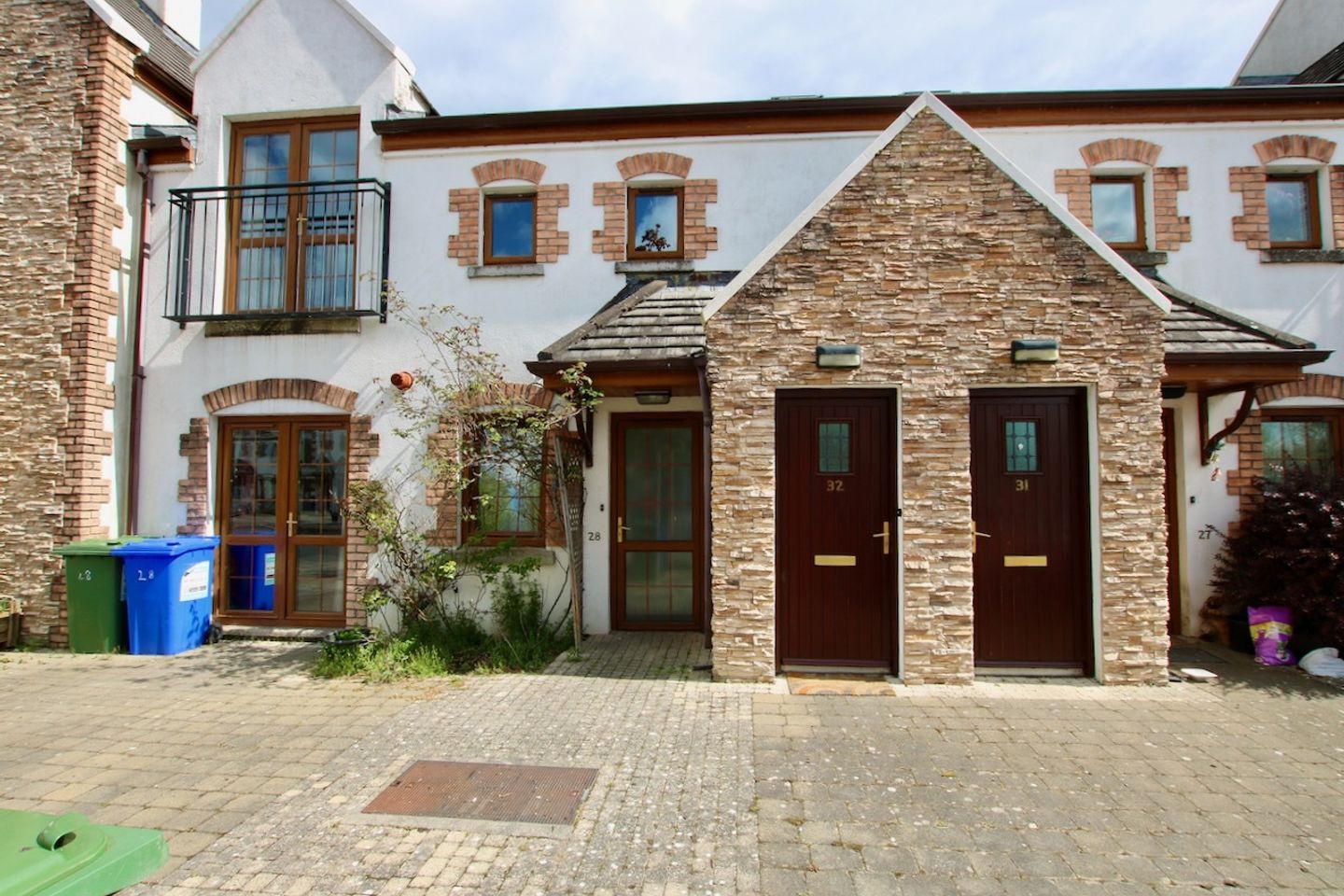 32 Thomond Court, Ballymahon, Co. Longford, N39EK58 is for sale on Daft.ie