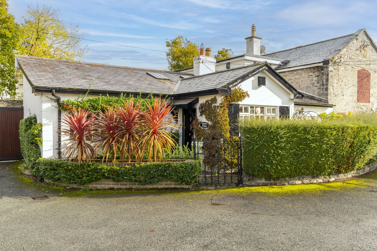 Woodbine Cottage, Rostrevor Road, Rathgar, Dublin 6, D06K883 is for