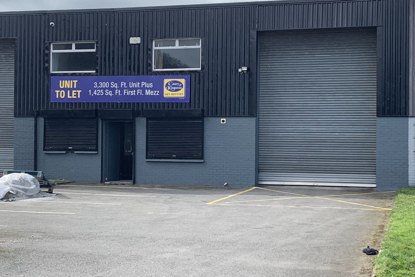 Commercial property for rent in Unit 12, Togher Industrial Estate, Cork