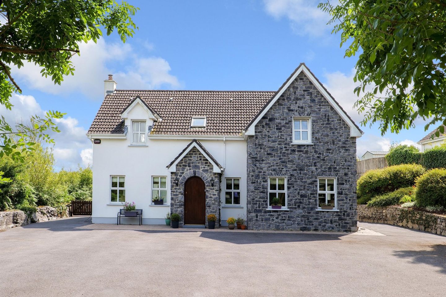 Toscana, Wormhole, Rosscahill, Co. Galway, H91CFP9