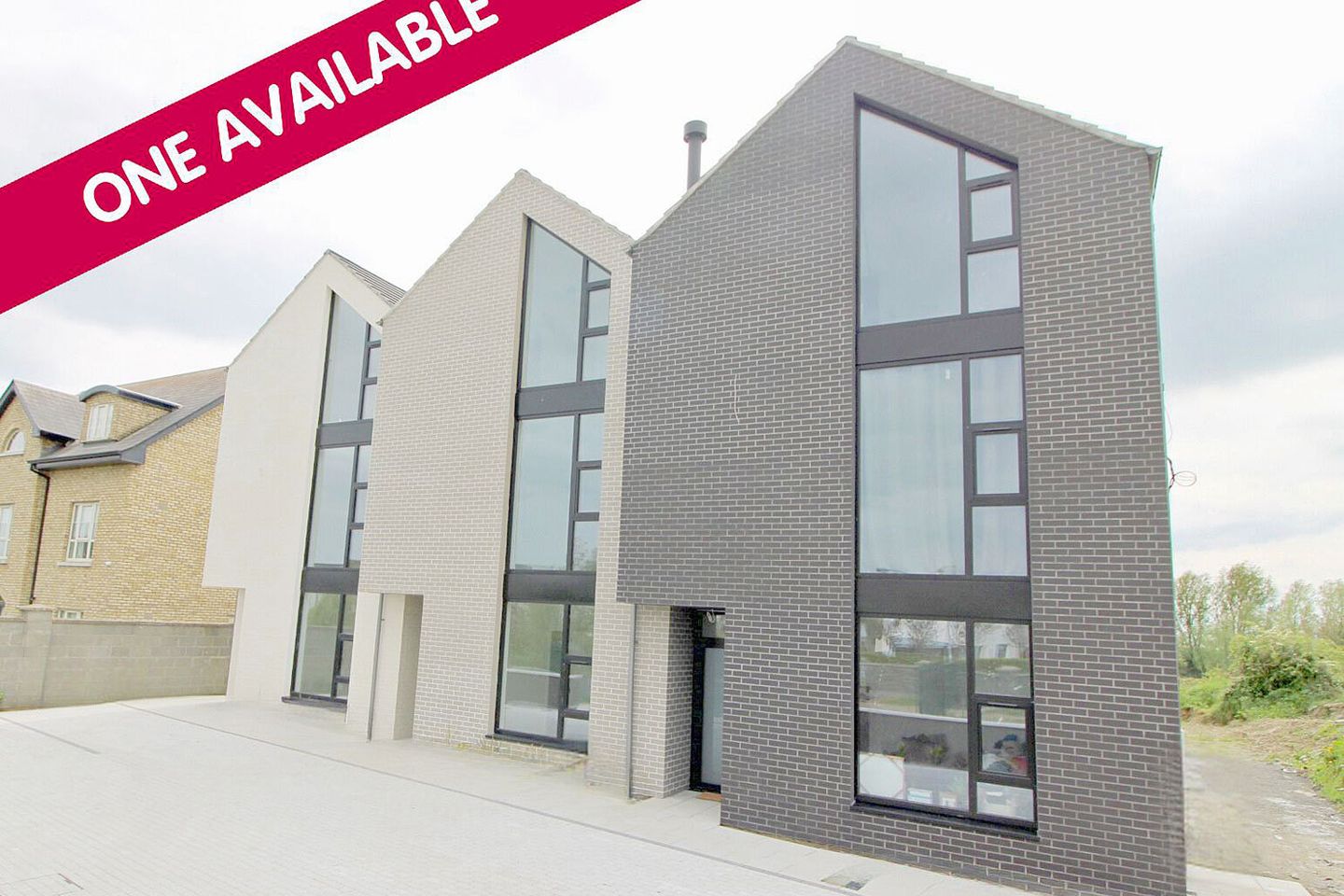 Type1, Hamilton Heights, Type1, Hamilton Heights, Hamilton Heights, The Hamiltons, Blackrock, Co