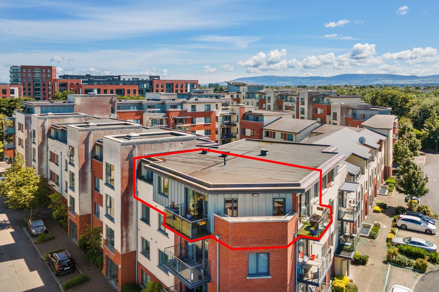 Penthouse, 8 Hannah Square, St Edmunds Park, Lucan, Co Dublin, K78VX31