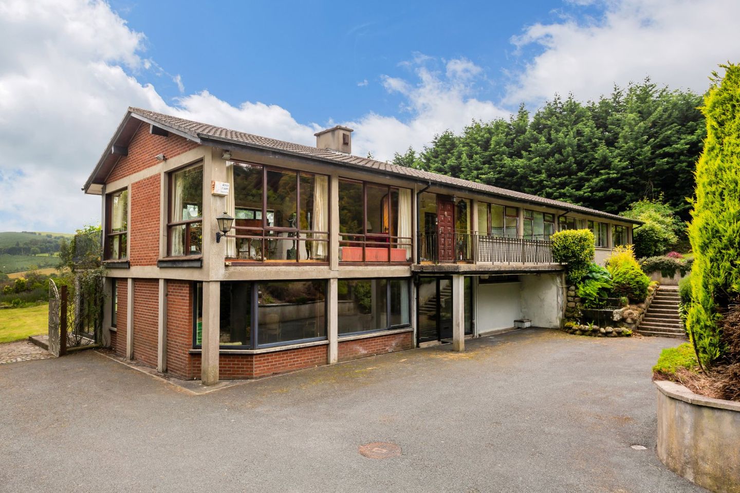 Kilaguni Lodge, Ballyedmonduff Road, Stepaside, Dublin 18, D18P9V2