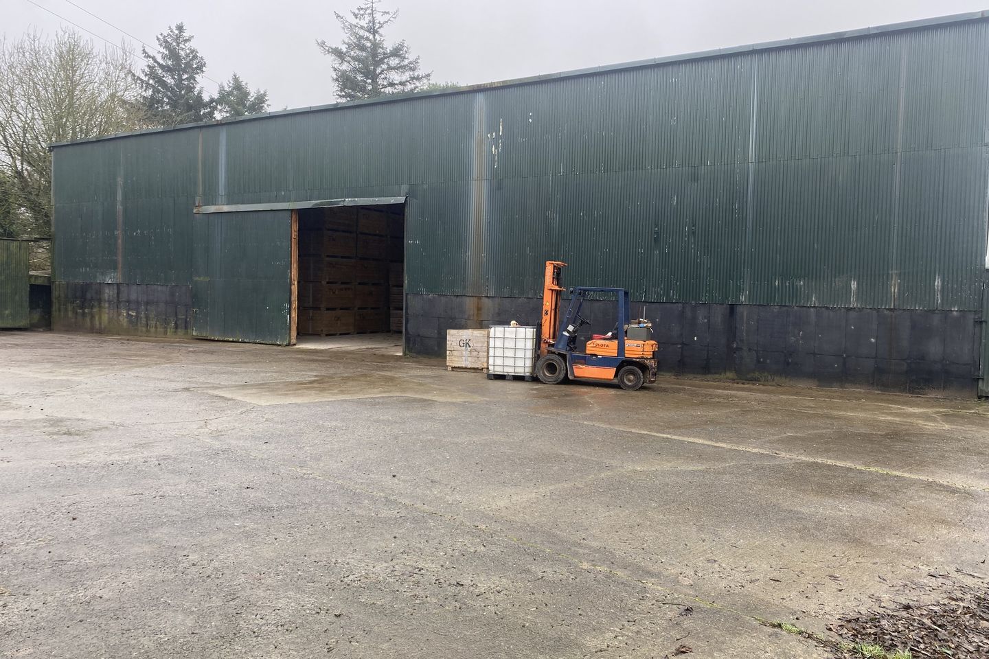 Commercial property for rent in Ballytarsna, Nurney, Co. Carlow