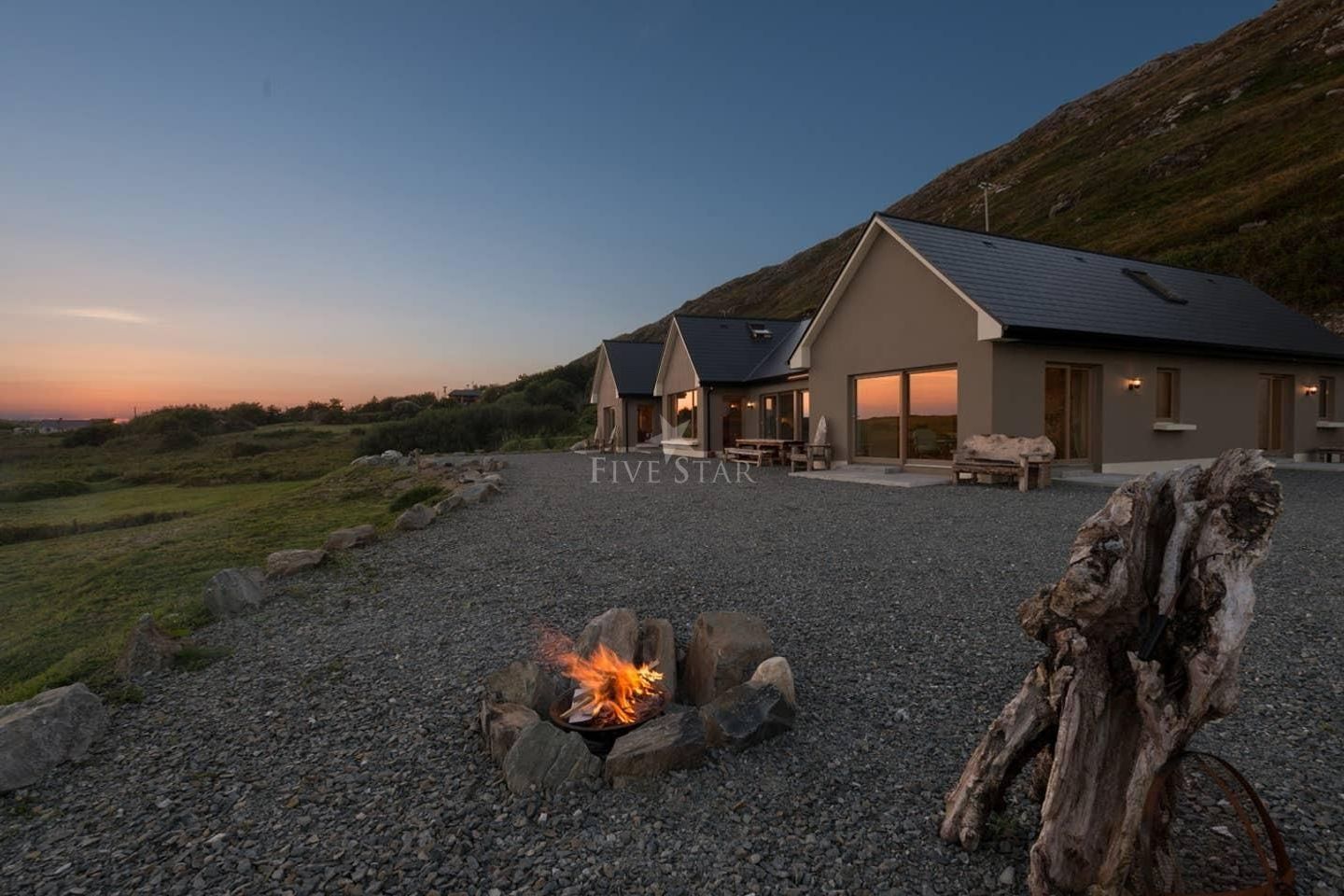 Dolphin Beach Lodge, Sky Road, Clifden, Co. Galway