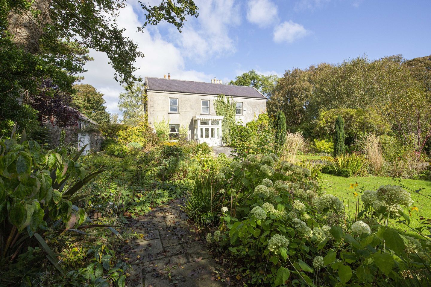 Saint Michaels, 2 Averard West, Taylor's Hill, Co. Galway, H91Y94K