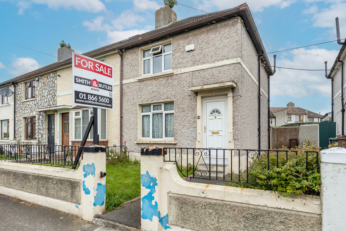 19 Yellow Road, Whitehall, Whitehall, Dublin 9, D09K226 is for sale on
