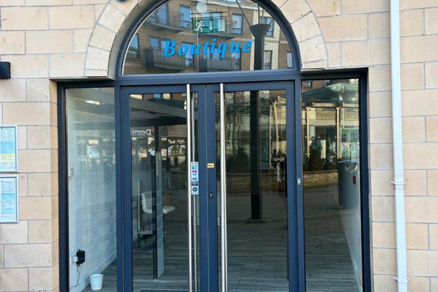 Commercial property for rent in Unit 44a, The Crescent, Killegland