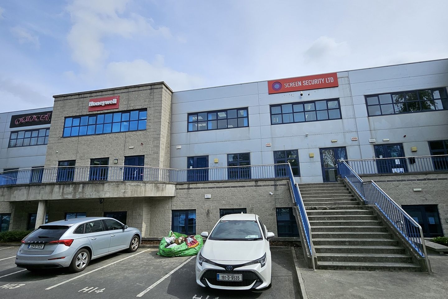 Unit H14, Centre Point Business Park, Oak Road, Fox & Geese, Dublin 22