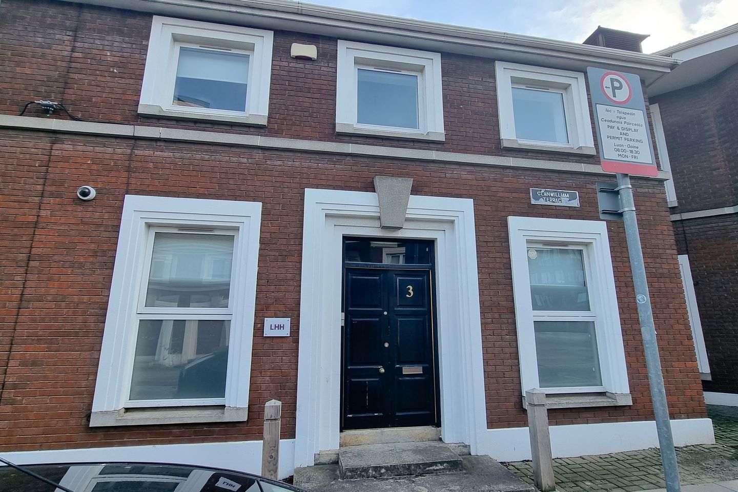 Commercial property for rent in 3 Clanwilliam Terrace, Grand Canal Dock, Dublin 2