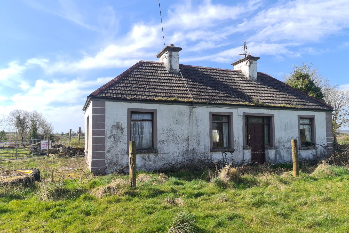 Castleroyan, Kiltimagh, Midfield, Co. Mayo, F12A270