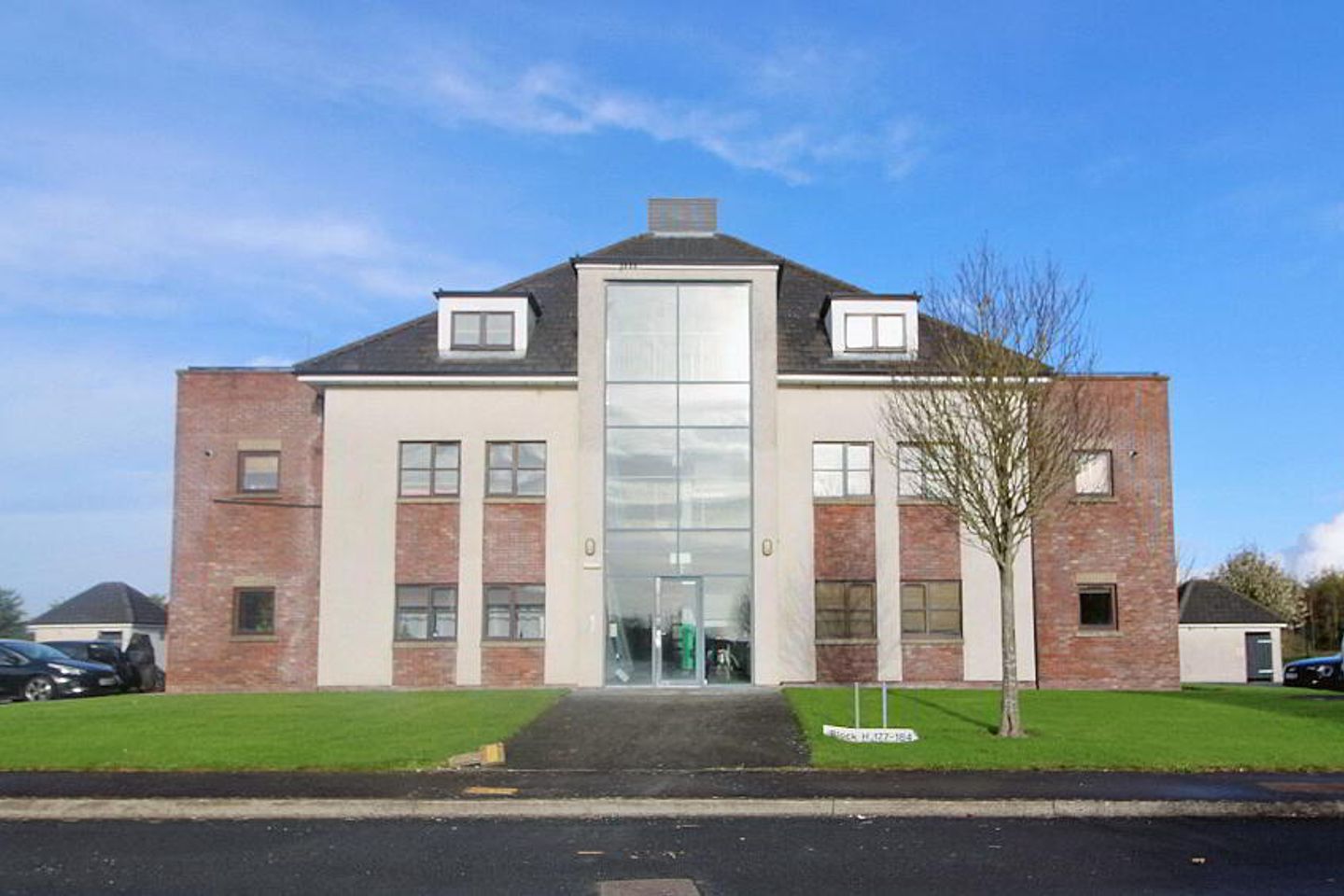 178 Ath Lethan, Racecourse Road, Dundalk, Co. Louth, A91KT73 is for