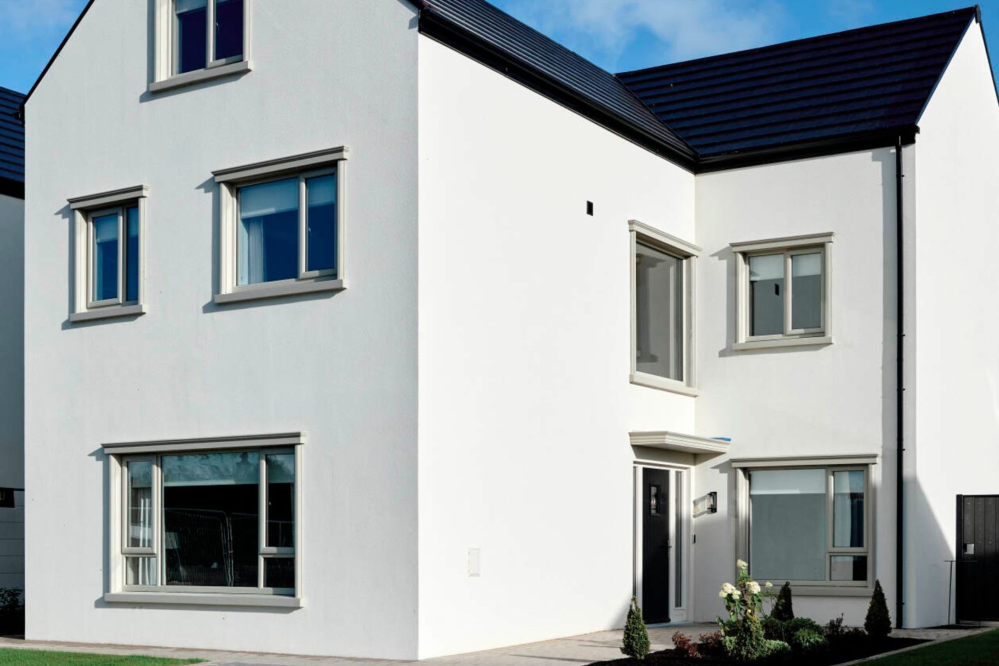 New Homes, LImetree Grove, Dualla Road, Cashel