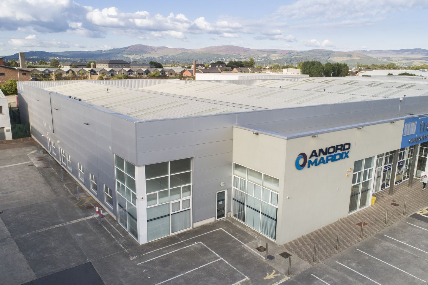 Commercial property for sale in Unit 17 North Link Business Park