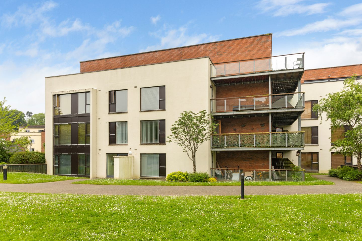 8 The Cedars, Diamond Valley, Bray, Co. Wicklow, A98CP28 is for sale on Daft.ie