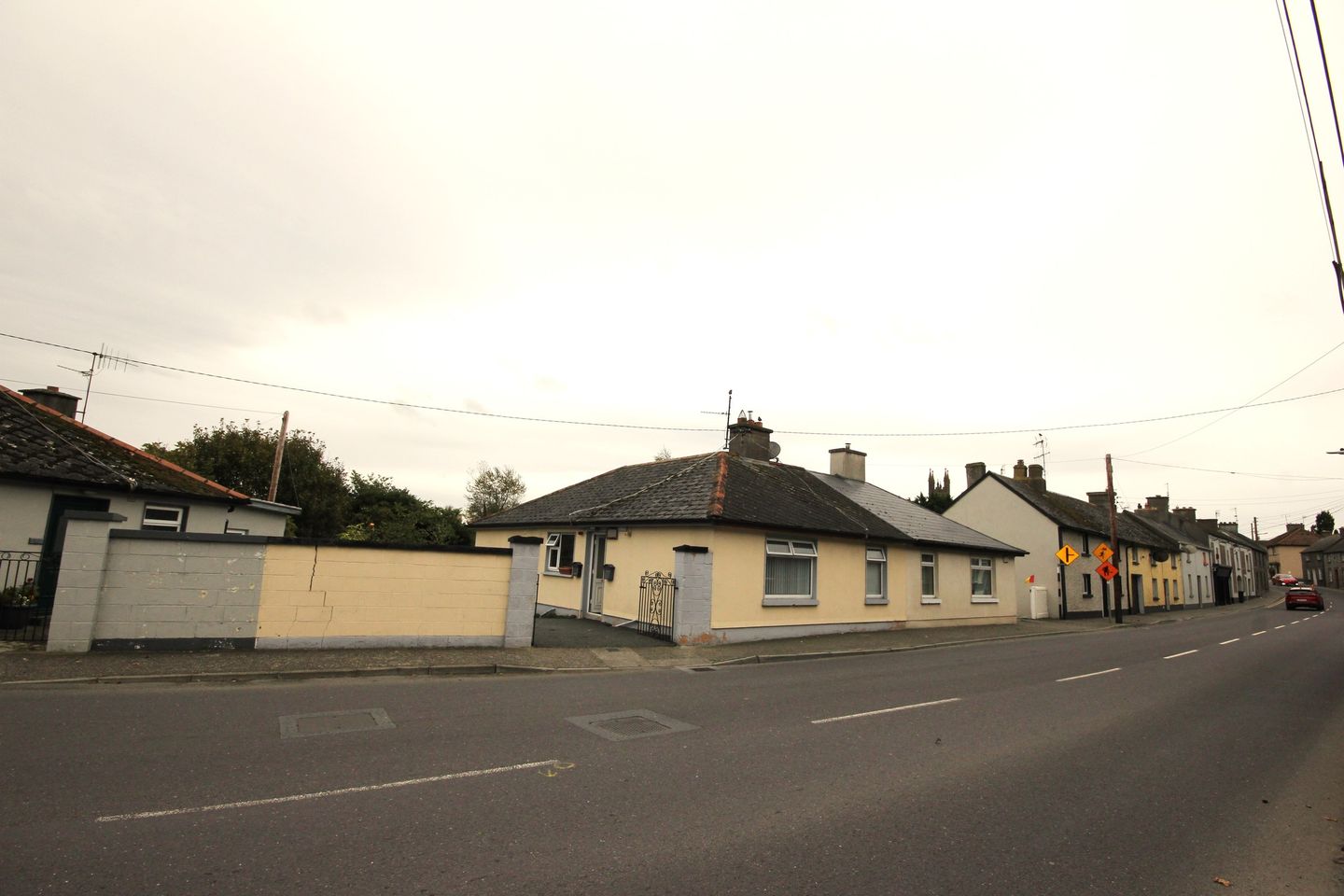 Carrigan Street, Durrow, Co. Laois, R32HF62 is for sale on Daft.ie