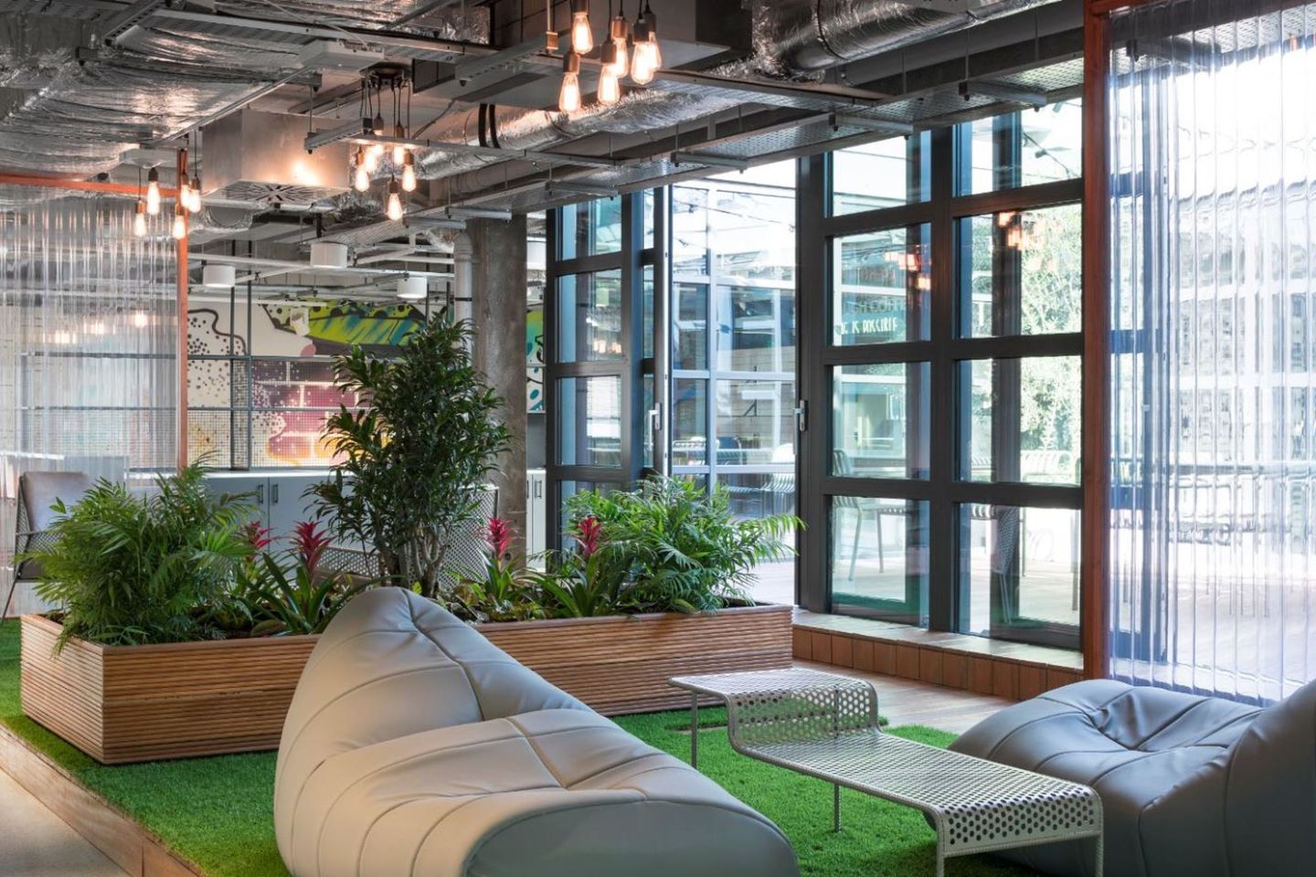 Commercial property for rent in Hynes Building, St Augustine Street