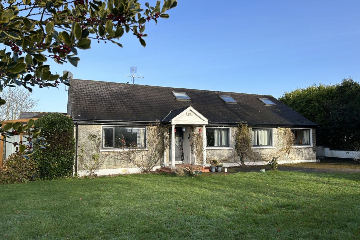 Sanson Seal, Dualla Road, Cashel, Co. Tipperary, E25PN53 is for sale on