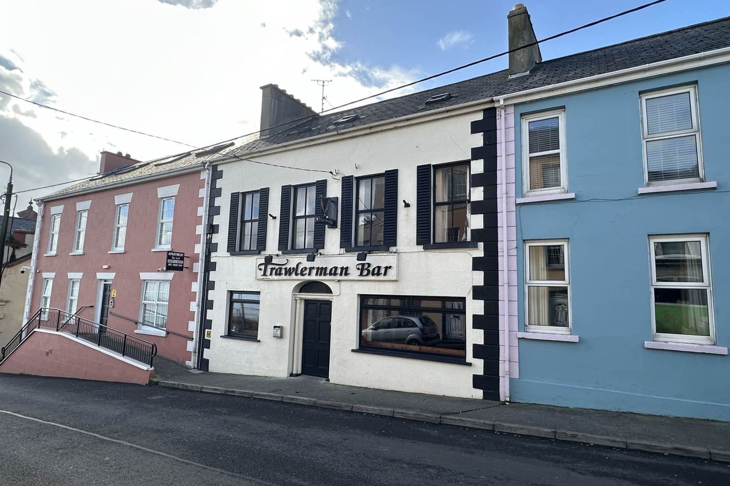 THE TRAWLERMAN BAR, JAMES STREET, Moville, Co. Donegal, F93EW70