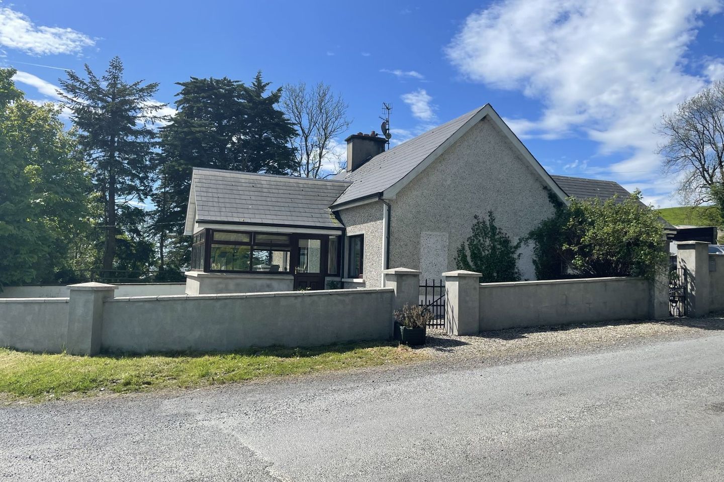 Garraunboy Lackenbaun, Killaloe, Killaloe, Co. Clare, V94PK7F is for