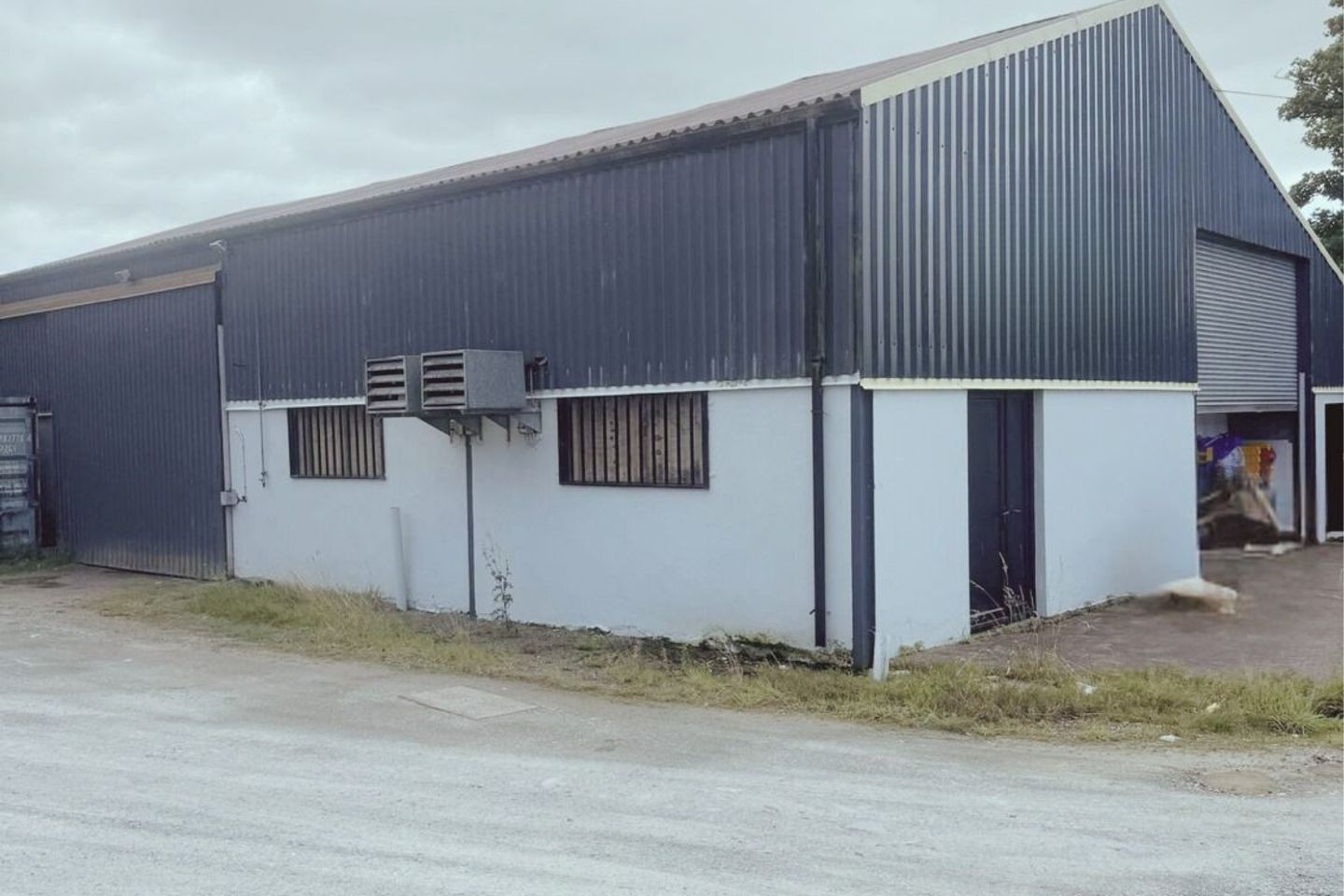 Commercial property for rent in Ballybay, Ballybay, Co. Monaghan