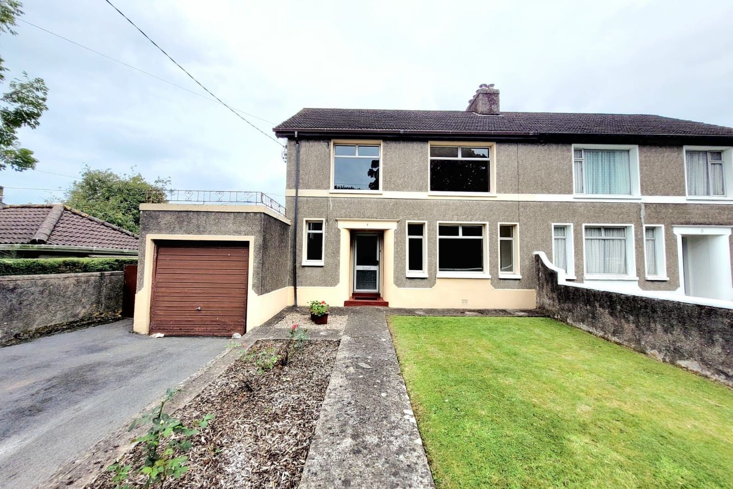 4 Upper Beaumont Drive, Blackrock, Co. Cork, T12XE0W is for sale on Daft.ie