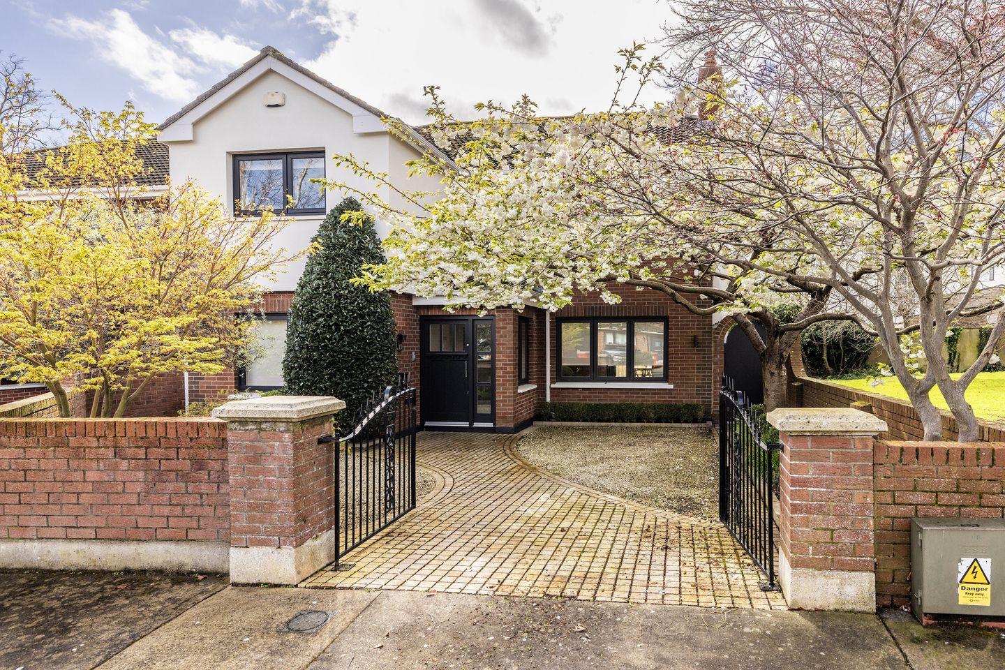 13 Beresford Lawn, Griffith Avenue, Drumcondra, Dublin 9, D09E1E5 is