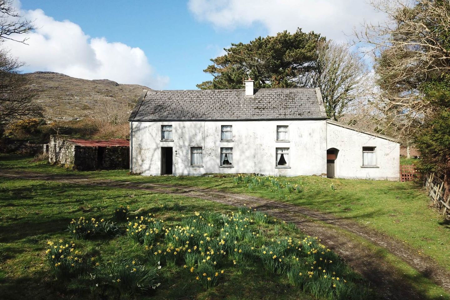 High Trees, Errisbeg, Roundstone, Co. Galway, H91K7X9 is for sale on Daft.ie