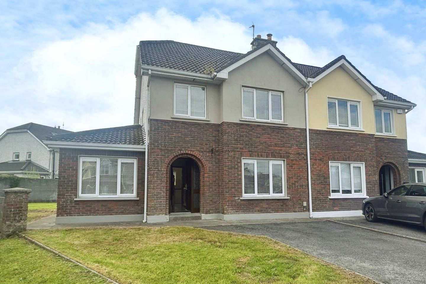 82 Aughanteeroe, Gort Road, Ennis, Co. Clare, V95XET7