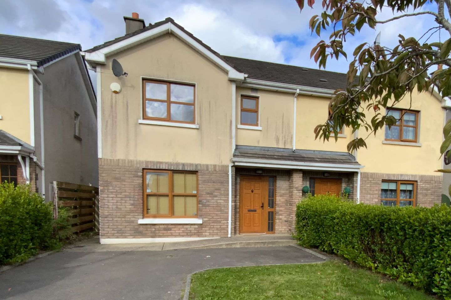 100 Meadow Gate, Gorey, Gorey, Co. Wexford, Y25W2V5