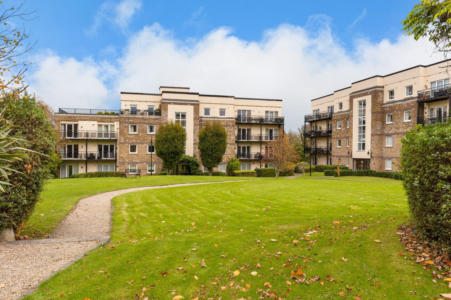 518 Galloping Green, Stillorgan Road, Blackrock, Co. Dublin, Galloping Green, Co. Dublin, A94TW26