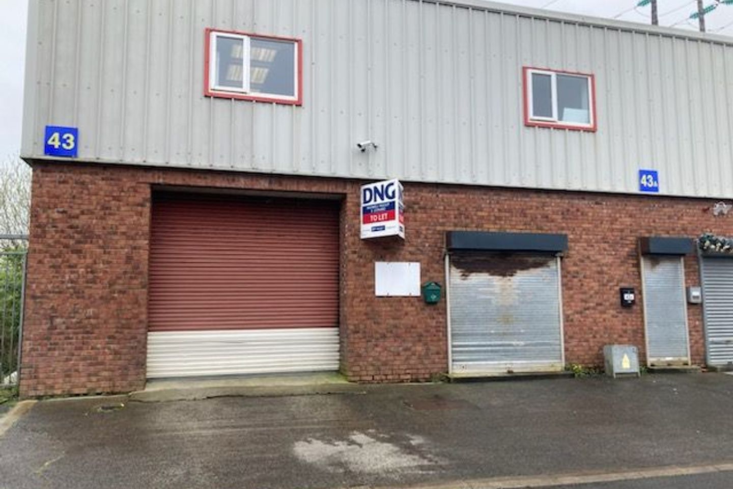 Commercial property for rent in Unit 43, Ballybane Business Centre, Ballybane Industrial Estate