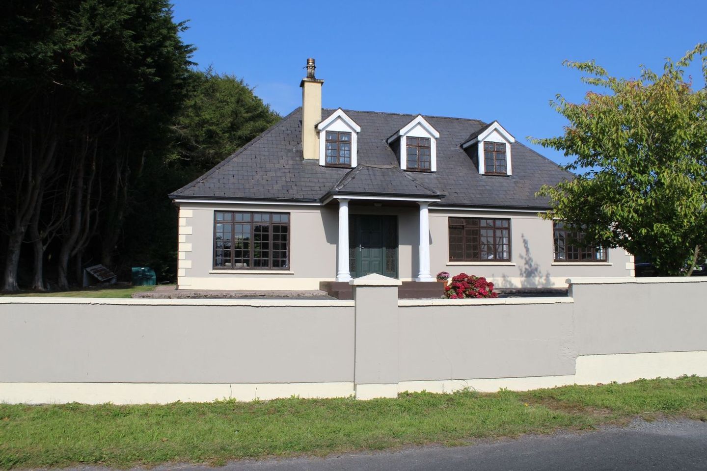 Strawhall, Fermoy, Co. Cork, P61Y274