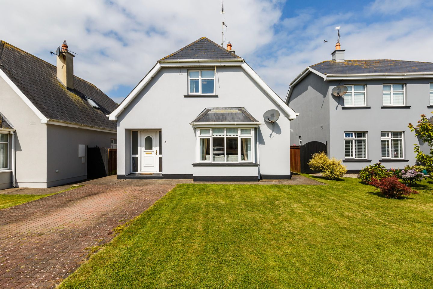 5 Thorndale, Rosslare Harbour, Rosslare, Co Wexford, Y35XW60 is for