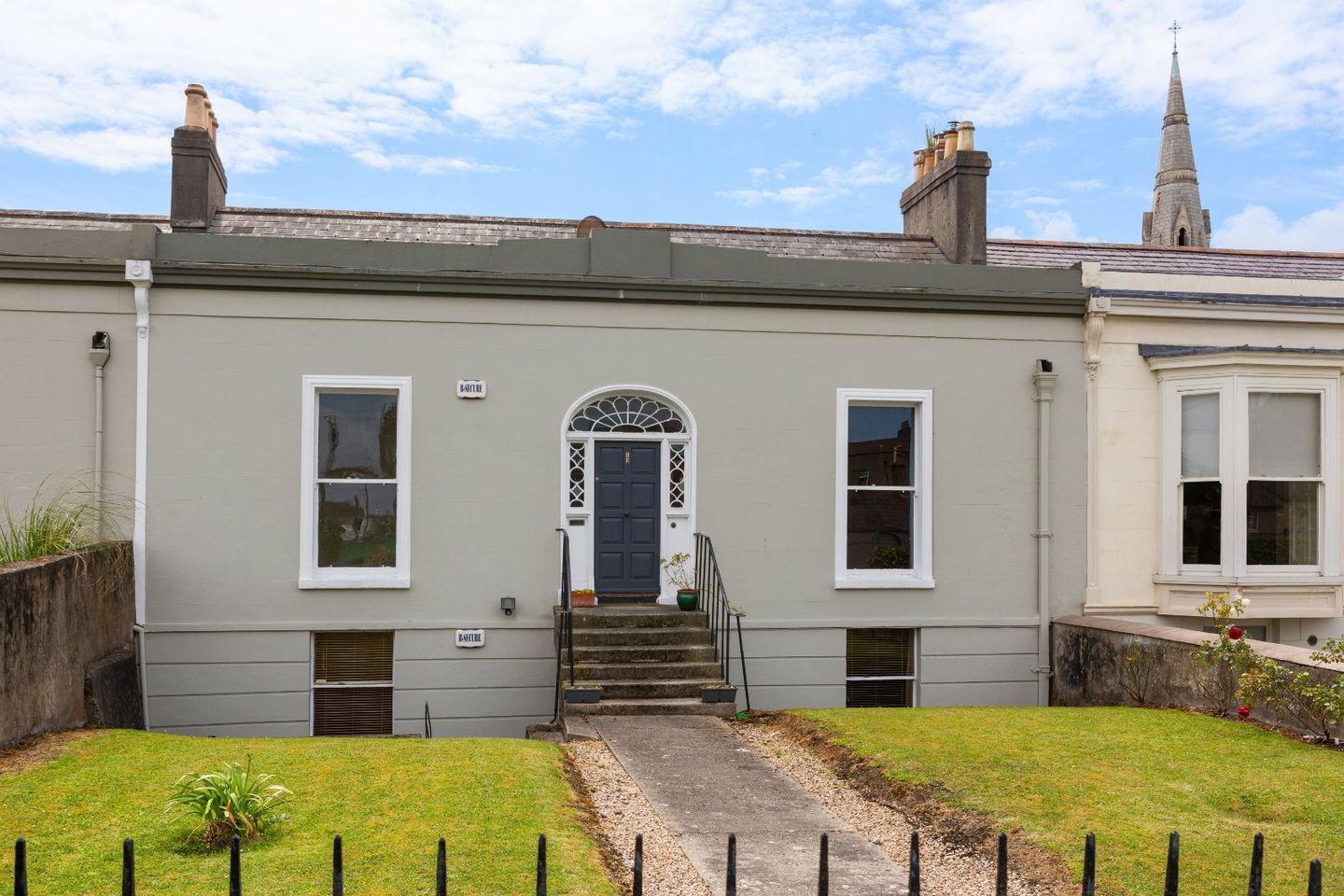 12 Monkstown Crescent, Monkstown, Co. Dublin, A94PD34