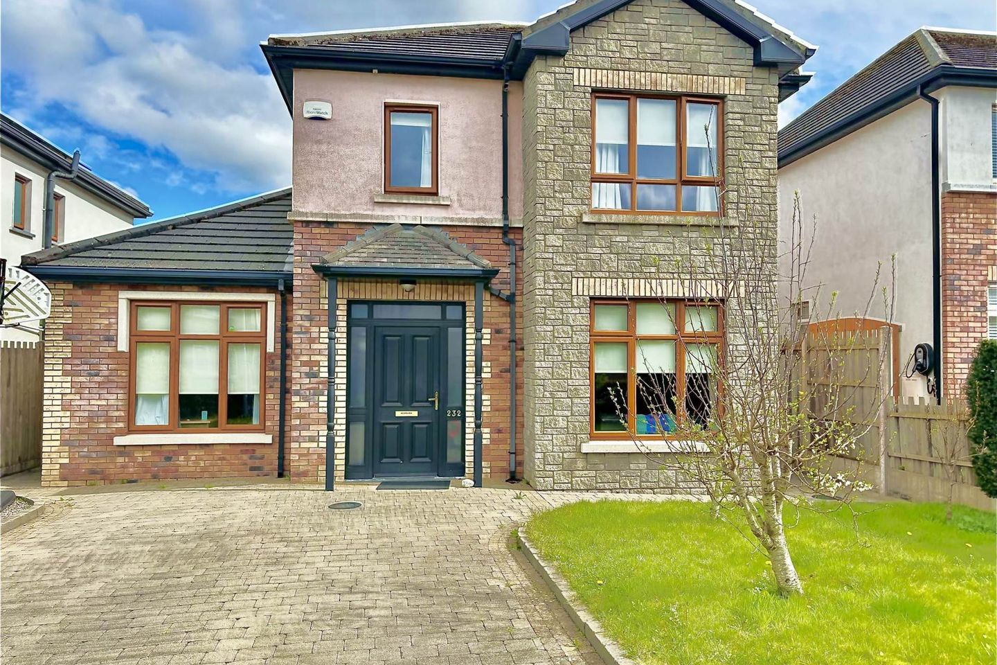 232 Bloomfield, Monaleen, Castletroy, Co. Limerick, V94DT2T is for sale