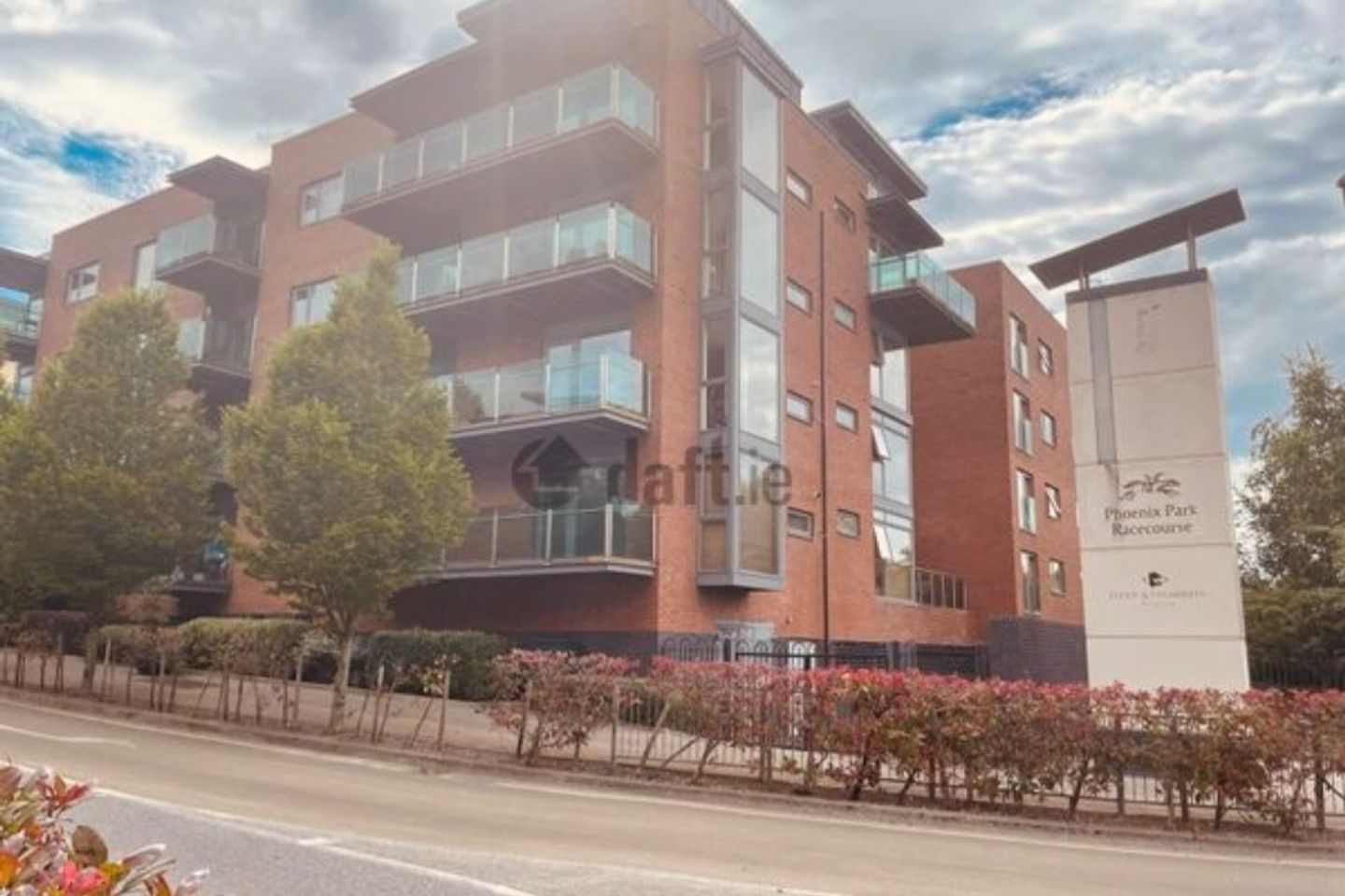 Cloonlara Square, Phoenix Park Racecourse, Ashtown, Dublin 15, Navan Road (D7), Dublin 7