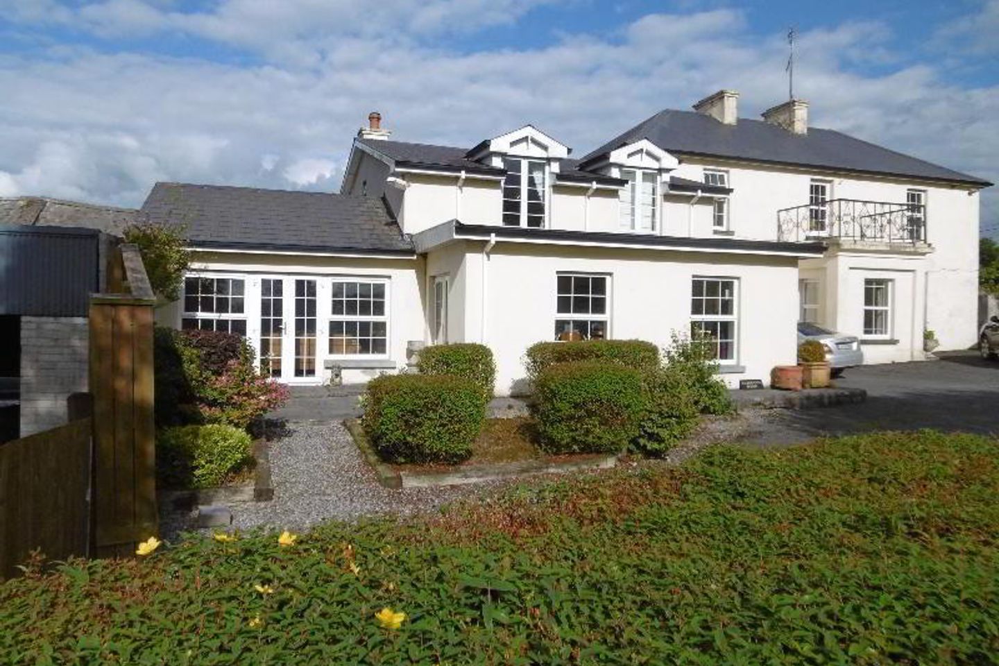 Kilbrennal House Stud, Kilbrennal House, Kilbrennal, Killenaule, Co. Tipperary, E41VH00 is for