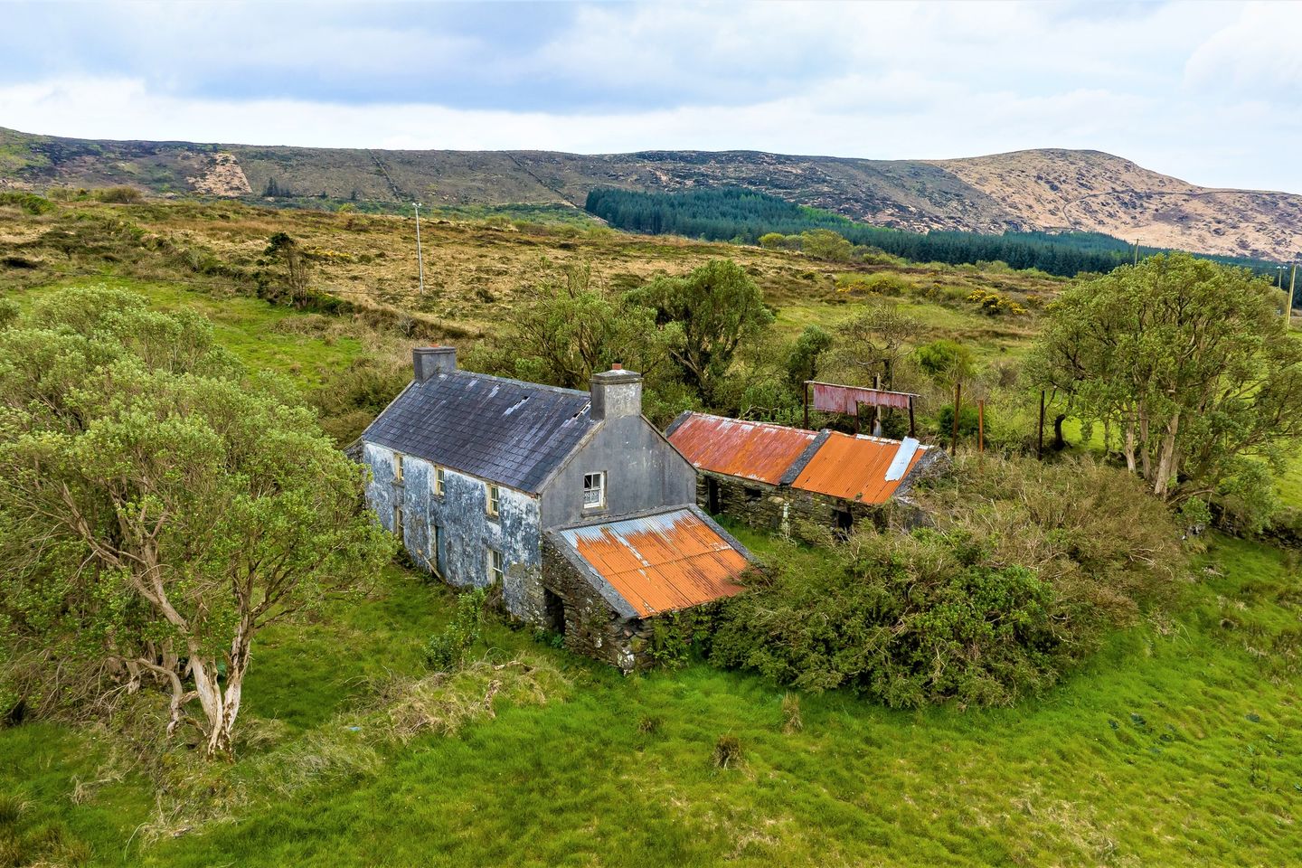 Commercial property for sale in Toor, Cahersiveen, Co. Kerry