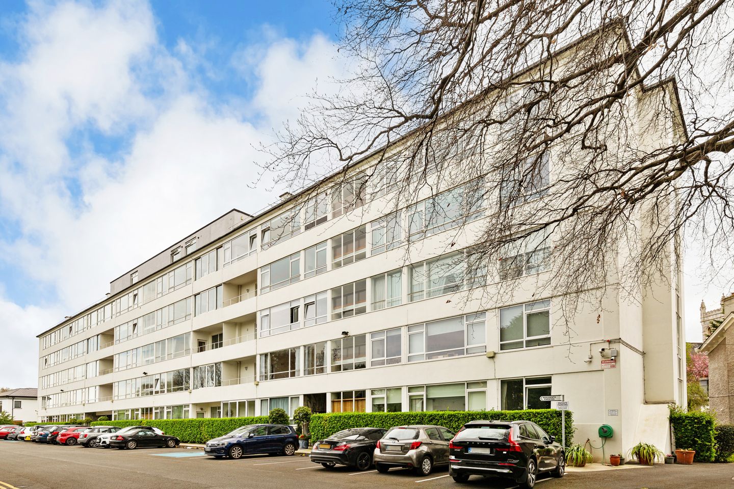 17 St Ann's, Ailesbury Road, Donnybrook, Dublin 4, D04X218 is for sale