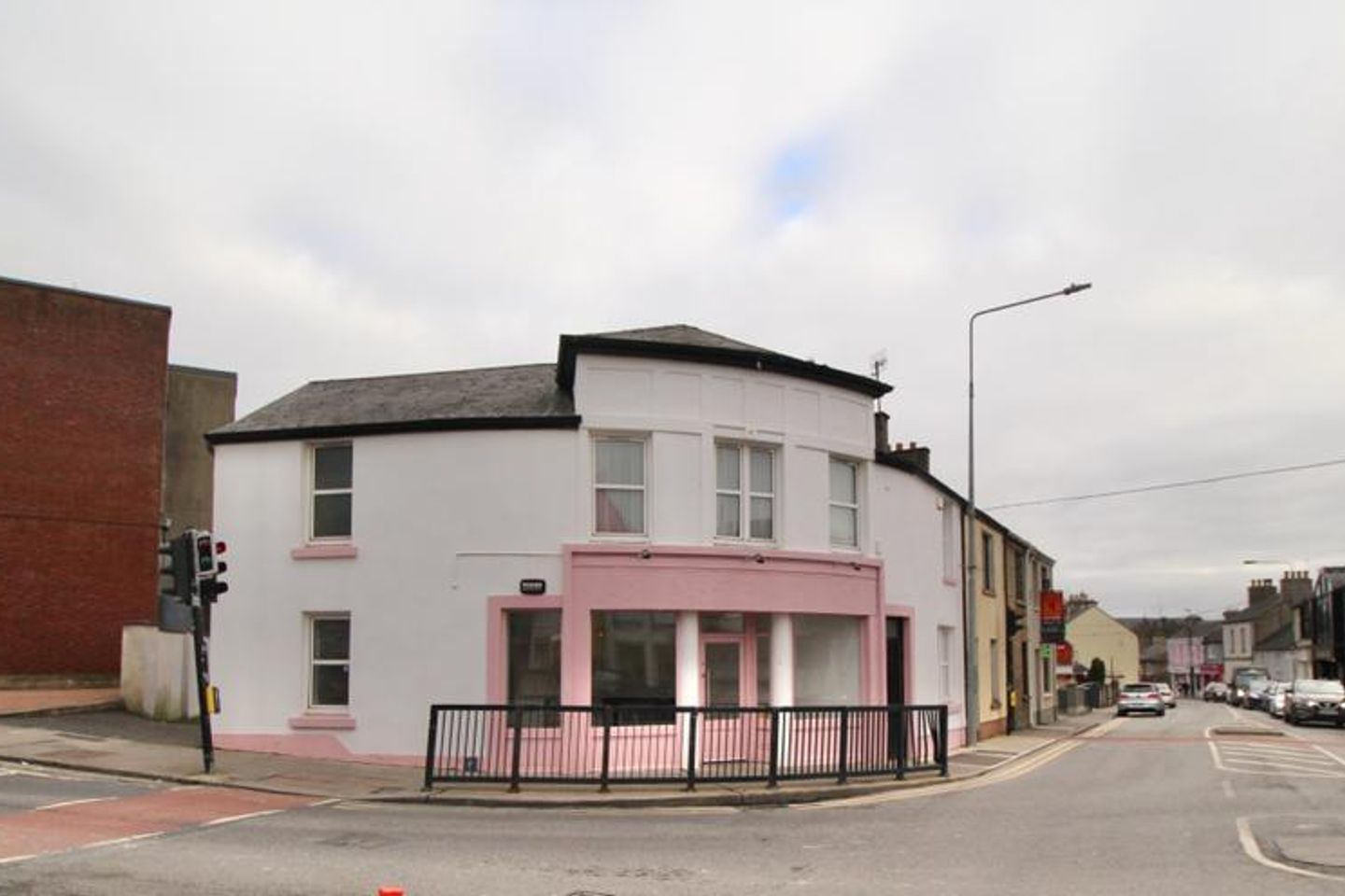 Commercial property for rent in Sean Costello Street, Athlone, Co