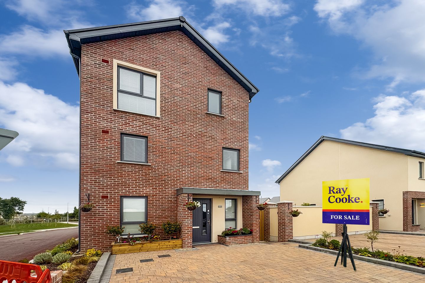 19 The Place, Kilmartin Grove, D15 V1KK, Hollystown, Dublin 15