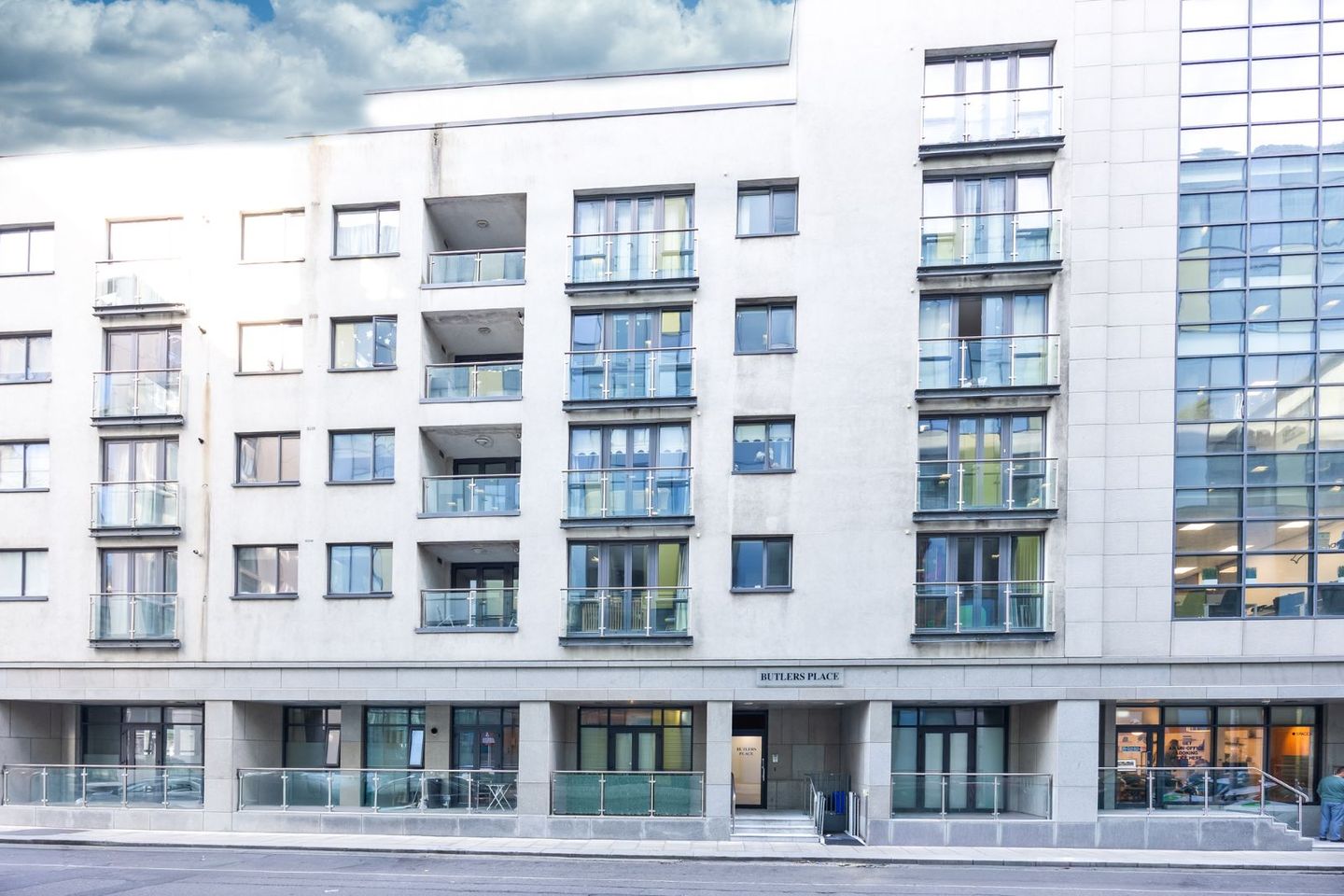 6 Butlers Place, Grand Canal Dock, Dublin 2, D02A499