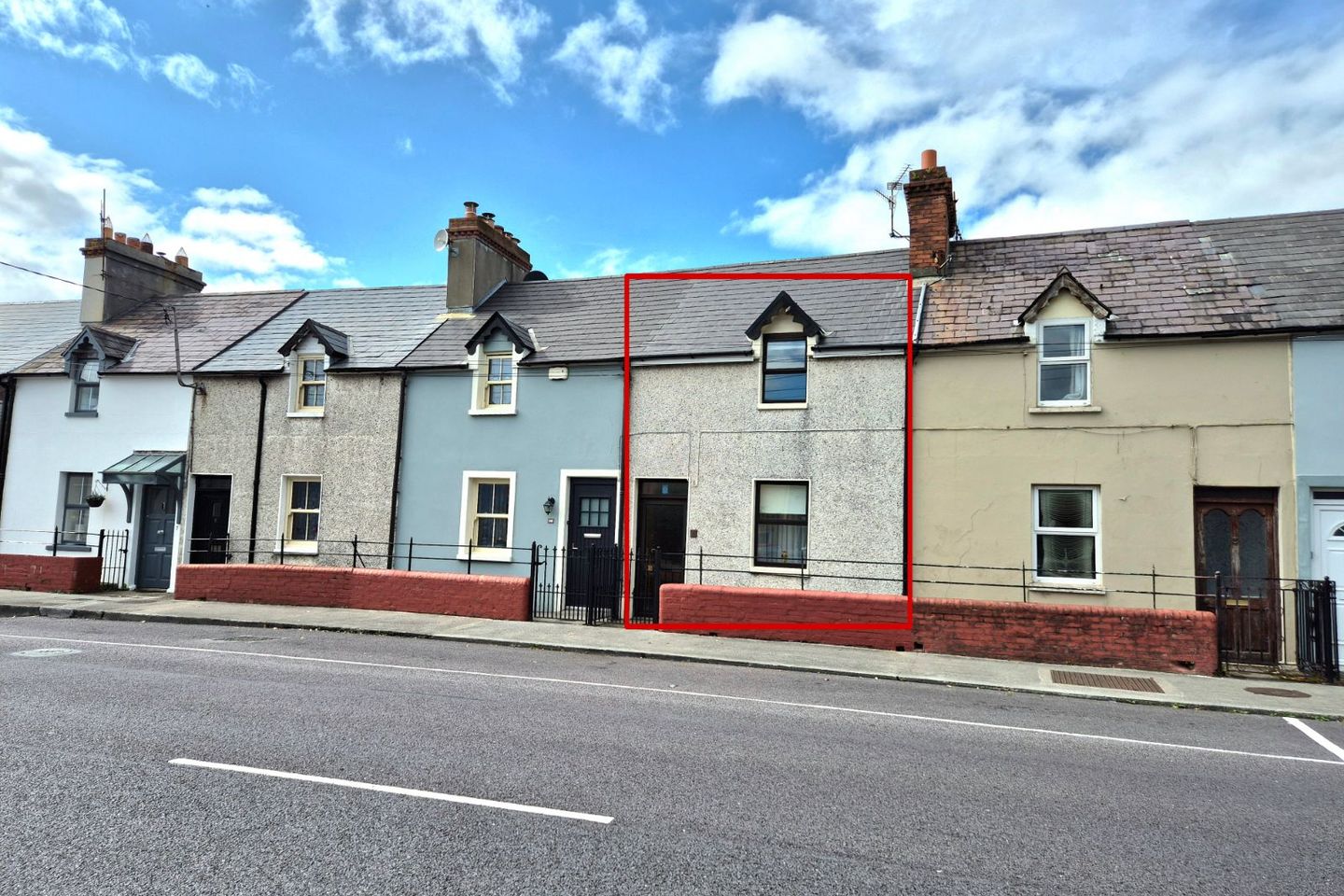 4 Walshes Terrace, Strand Street, Tralee, Co. Kerry, V92E4HW