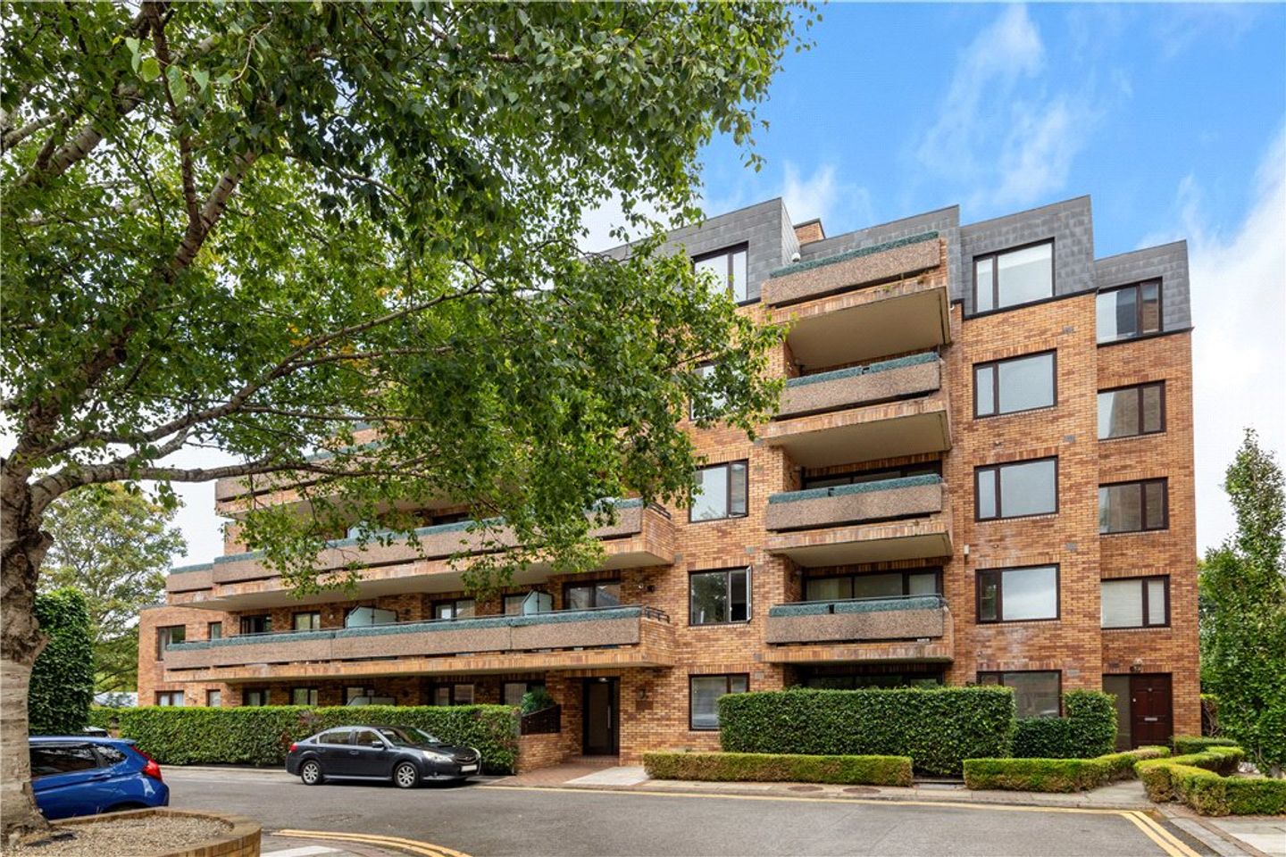 94 Merrion Village Apartments, Ballsbridge, Dublin 4, D04W542