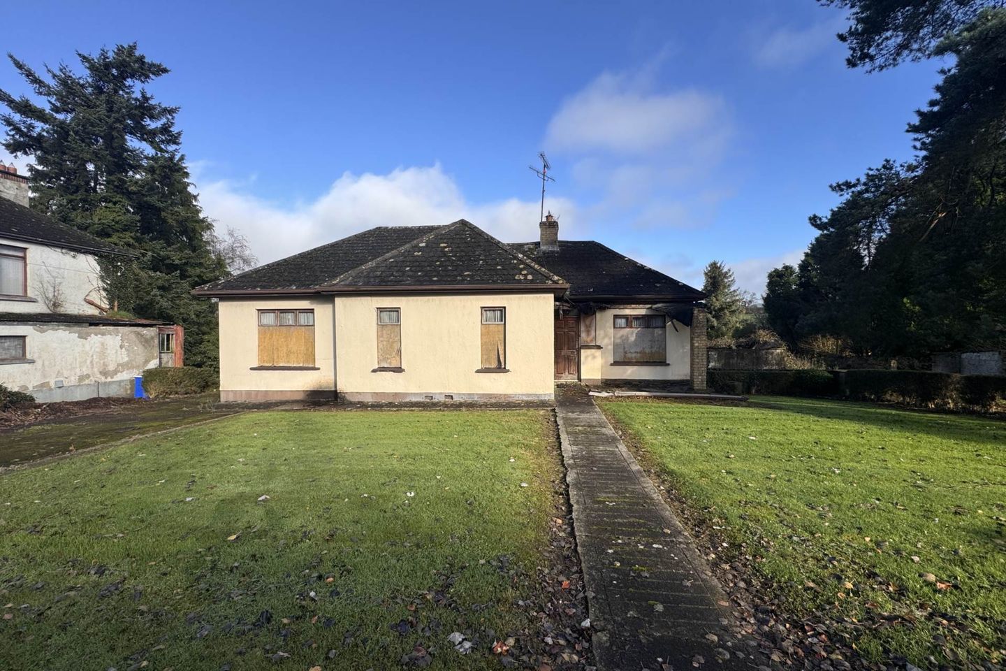 House & Dev. Lands @ Station Road, Cootehill, Co. Cavan, Cootehill, Co. Cavan, H16HW31